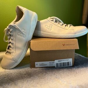 VivoBarefoot Geo Court II Men’s size US 11 (EU 44)